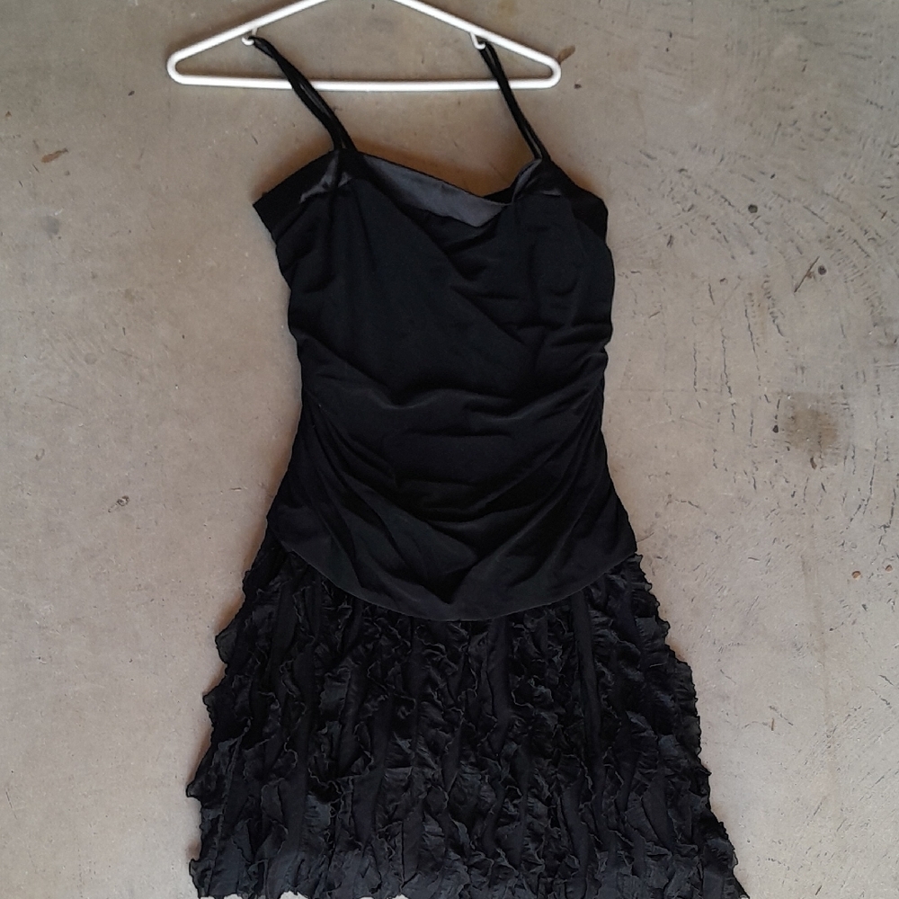 Elegant Black Sleeveless Dress